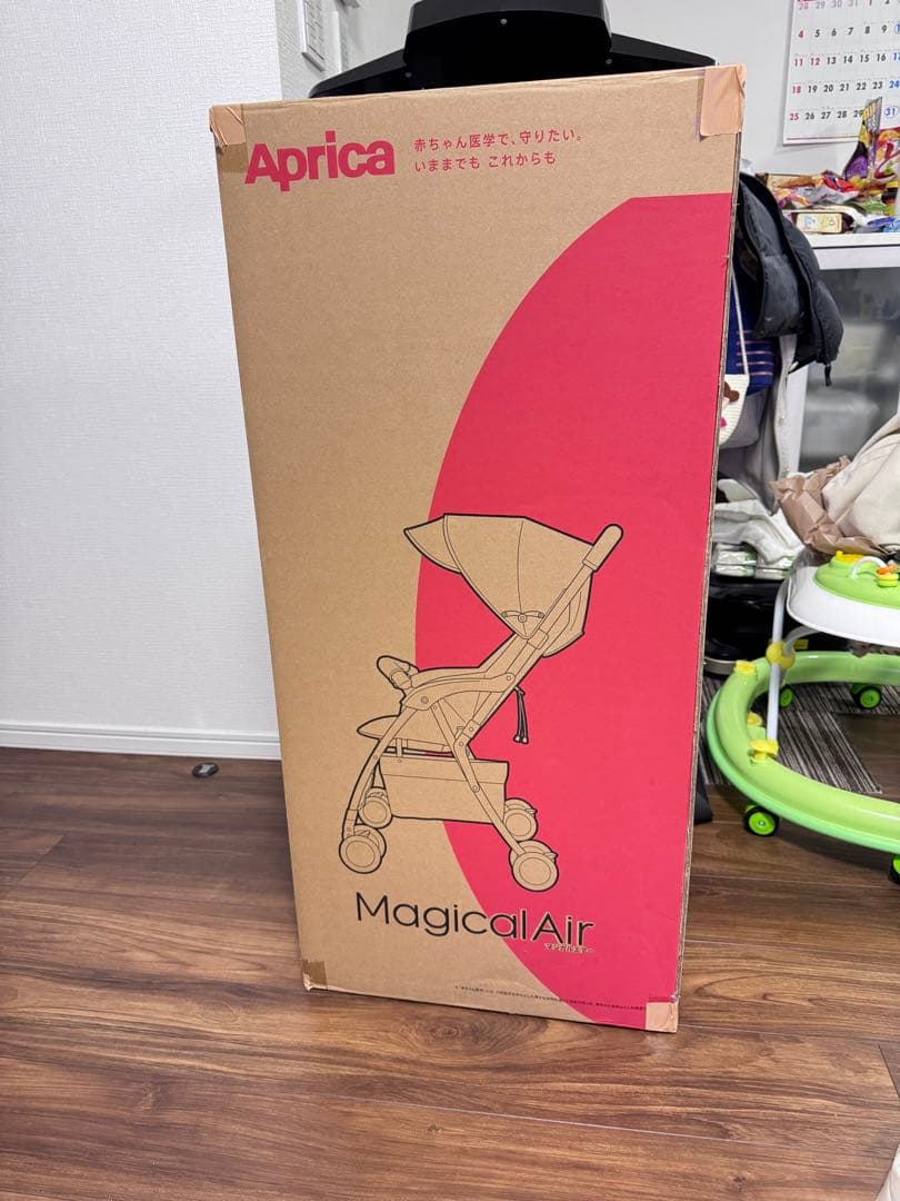 アップリカ　マジカルエアーフリー　ベビーカー