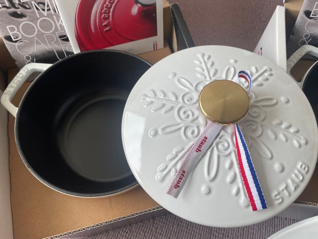 STAUB 雪の結晶模様 両手鍋 ワナベ16cm
