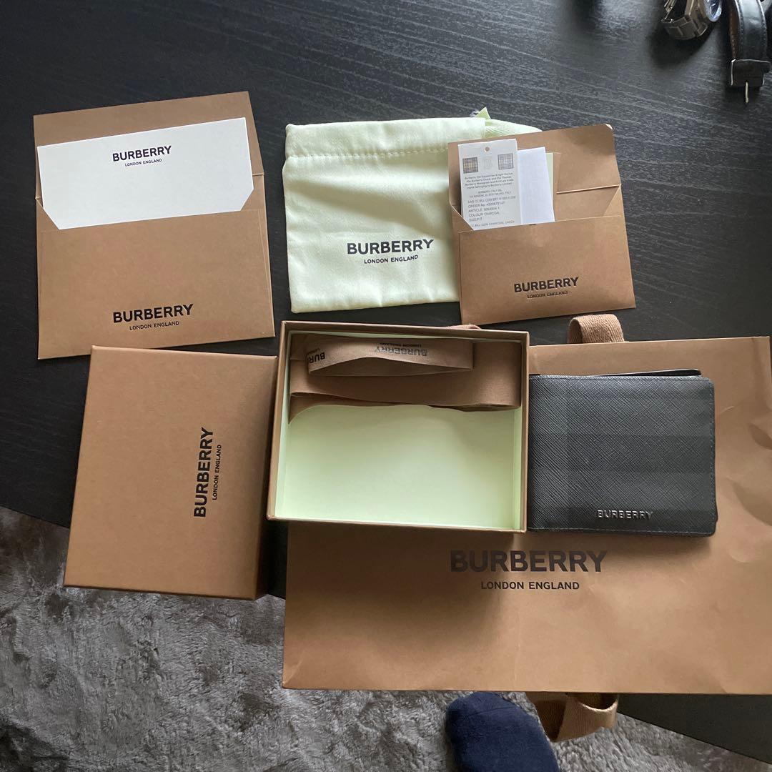 BURBERRY バーバリー 二つ折り財布