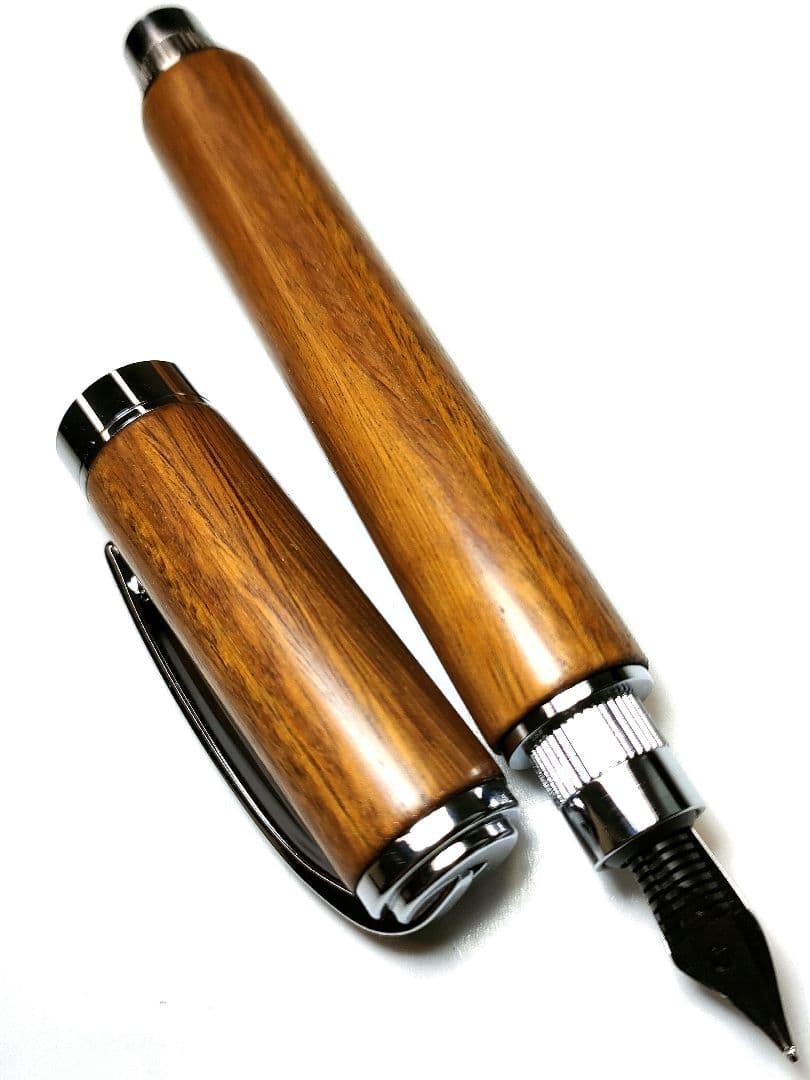 世界で一番硬い木【リグナムバイタ】万年筆