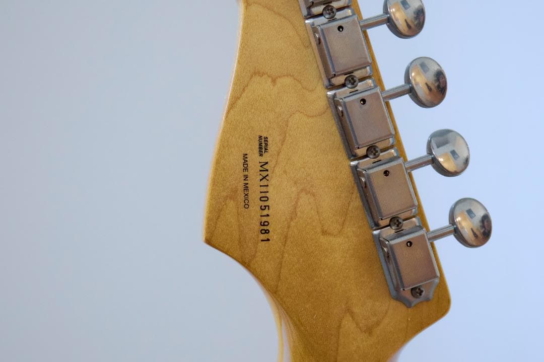 【ストラトキャスター 】Fender Mexico 2011年製 ケース付