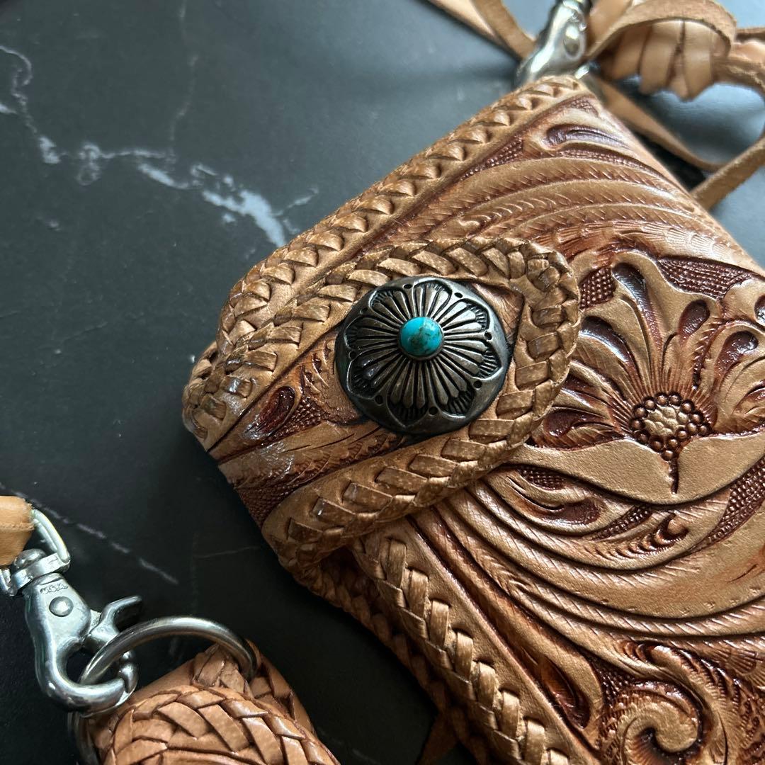 mud monkey 彫刻デザイン バイカーズウォレット 二つ折り財布