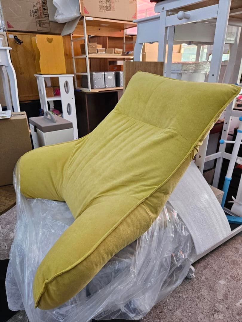 いつでも背もたれ　肘付き　クッション　YE色