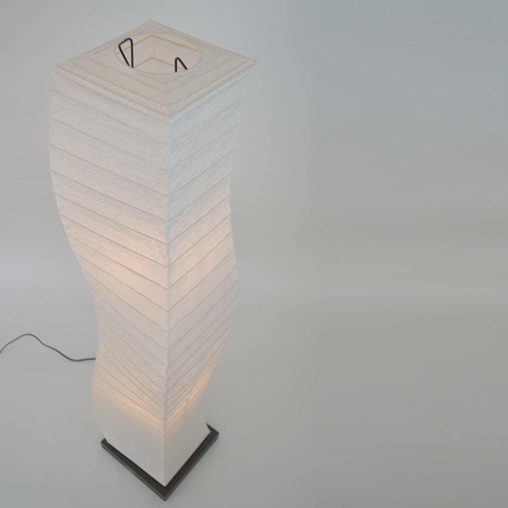 美濃和紙 和風 モダン照明 スタンド型フロアライト 揉み紙白 ねじり