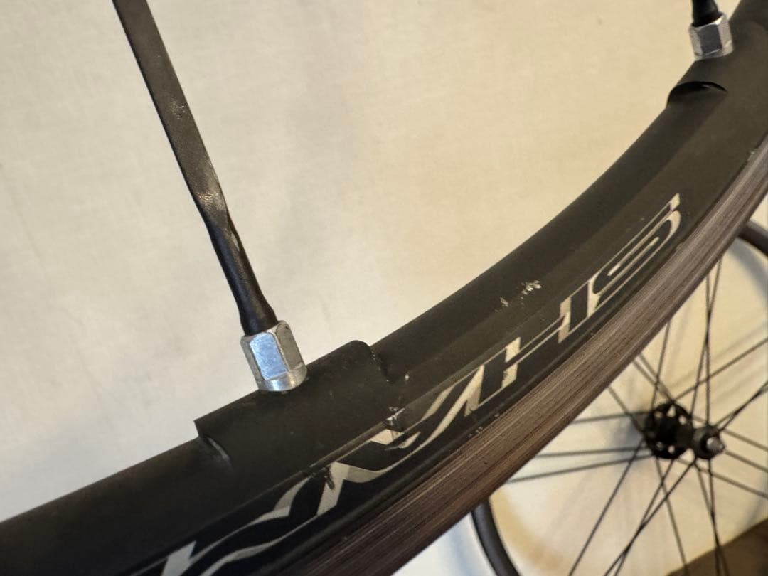 CAMPAGNOLO SHAMAL MILLE クリンチャー