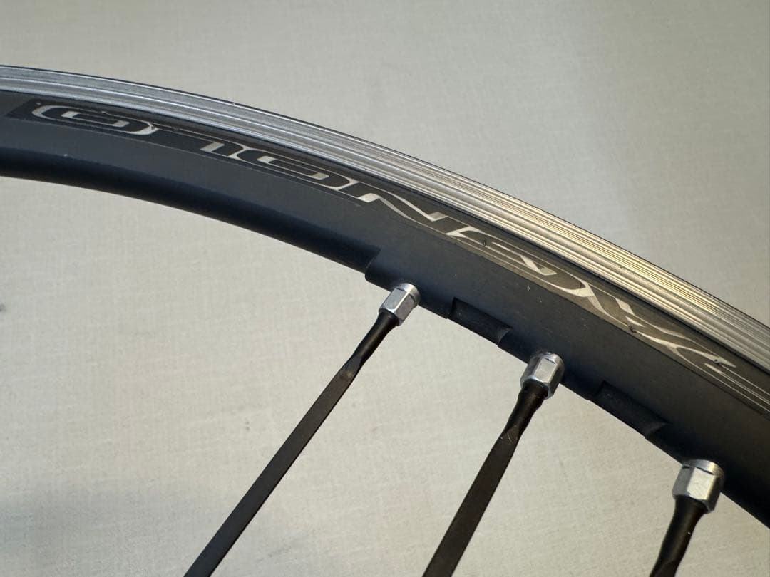 CAMPAGNOLO SHAMAL MILLE クリンチャー