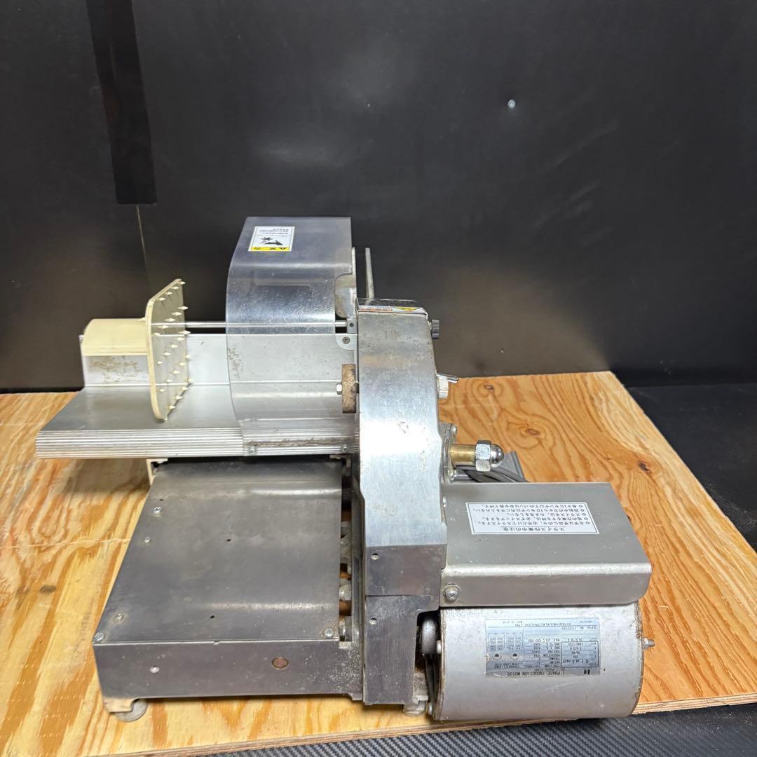 一枚切りパンスライサー 100ｖ ハクラ精機 アルファー70 　A-70型