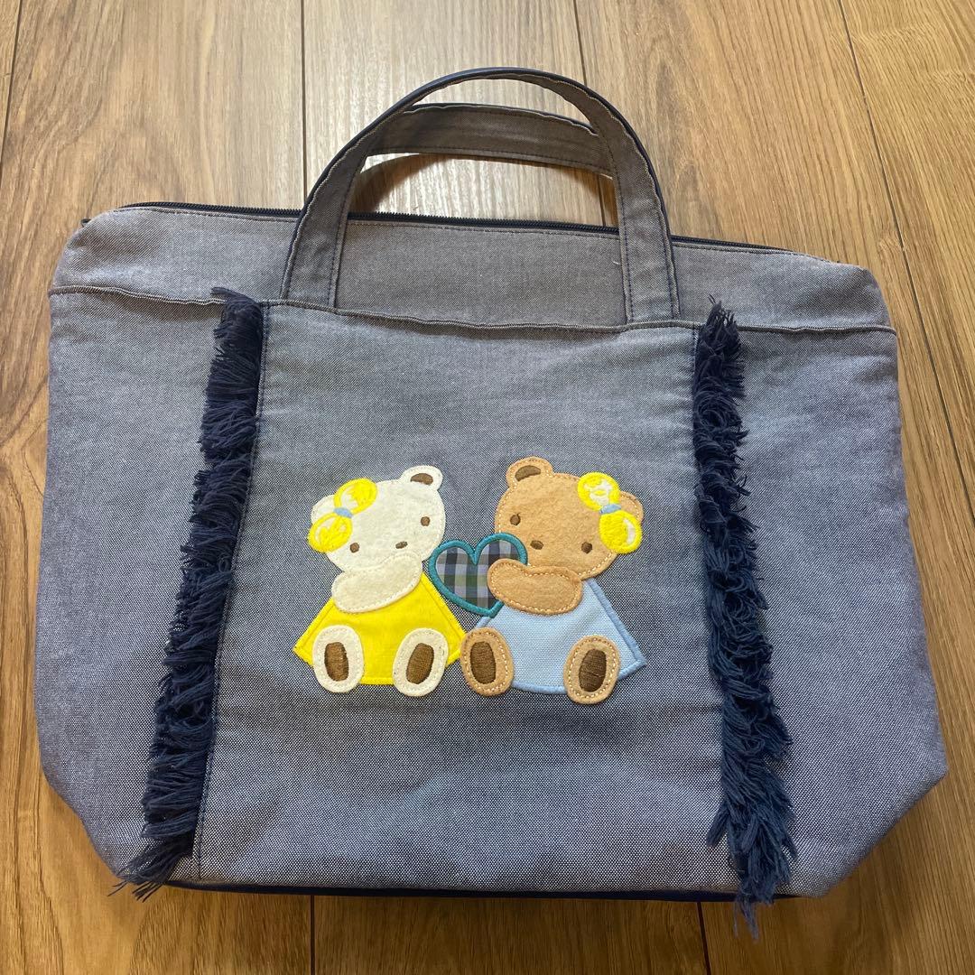 お値下げ中！！2024年春のファミリアショートートバッグ