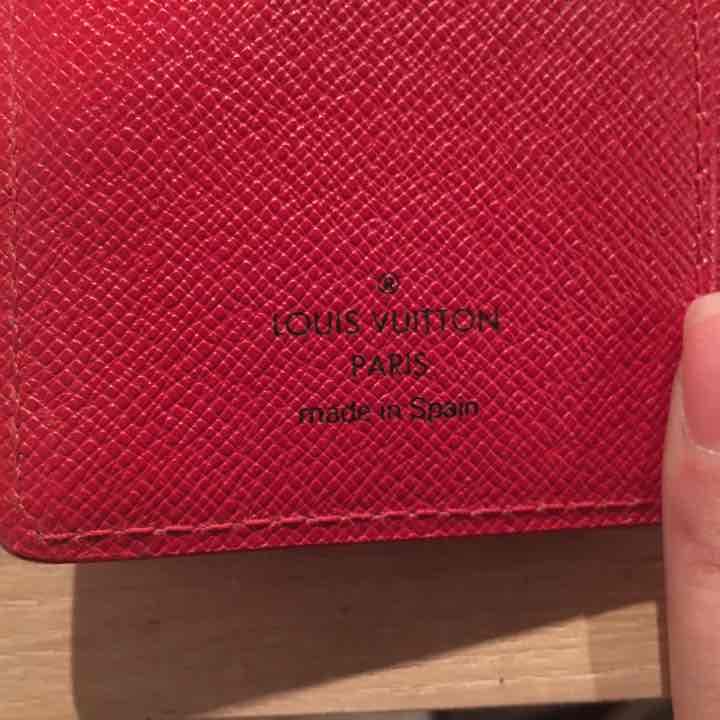 ルイヴィトン 手帳とボールペン