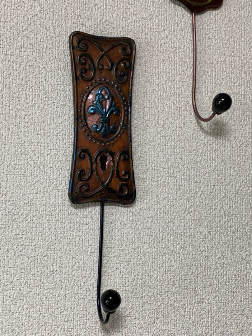 フルール・ド・リス　欧州王家の紋章入り　壁掛けフック　コート掛け３個セット