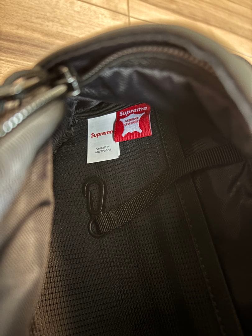 【美品】Supreme レザーウエストバッグ ブラック