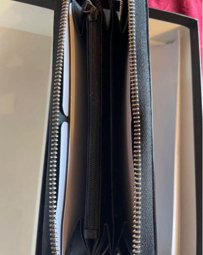 新品未使用 グッチ 長財布 GG スプリーム ラウンドジップ GUCCI