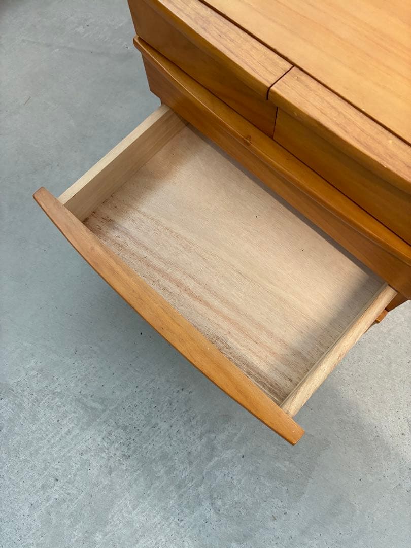 ビンテージ　引き出し収納　チェスト　北欧　ミッドセンチュリー　古道具