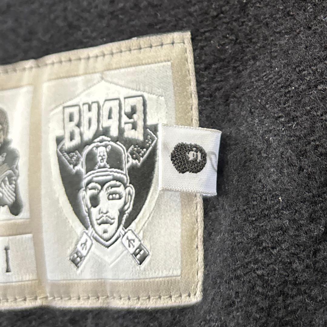 【アベイシングエイプ】 KAWS GAME GEAR パーカー　シャーク　M