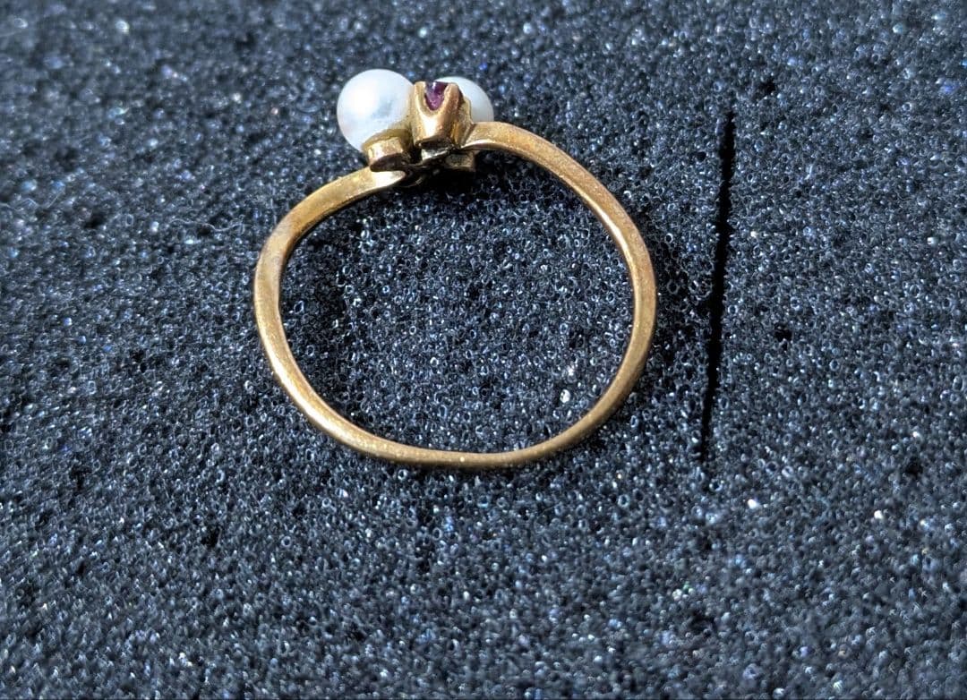 【刻印あり】18K指輪　8号　ミキモト　ベビーパール　ルビーリング