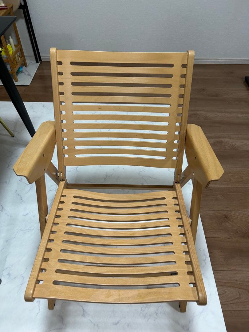 REX KRALJ (レックス クラリ) 椅子