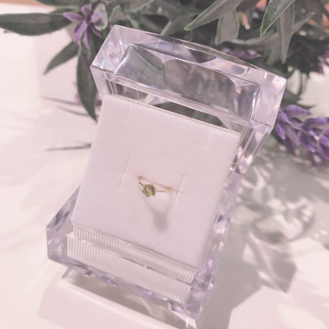 8月 ペリドット K18 ベビーリング 出産祝い 誕生日プレゼント