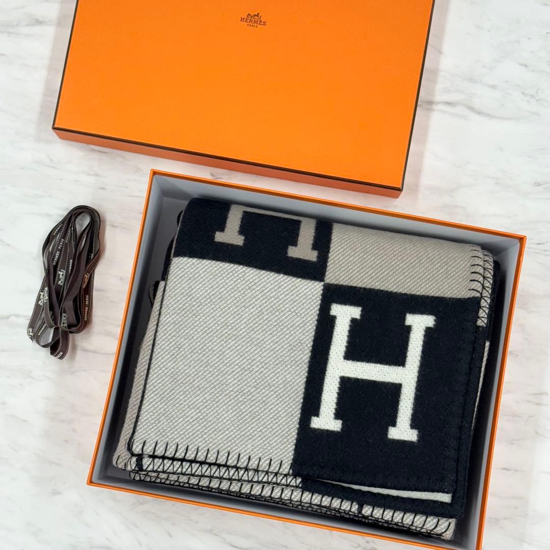 新品未使用　HERMES エルメス プレード 《アヴァロンIII》