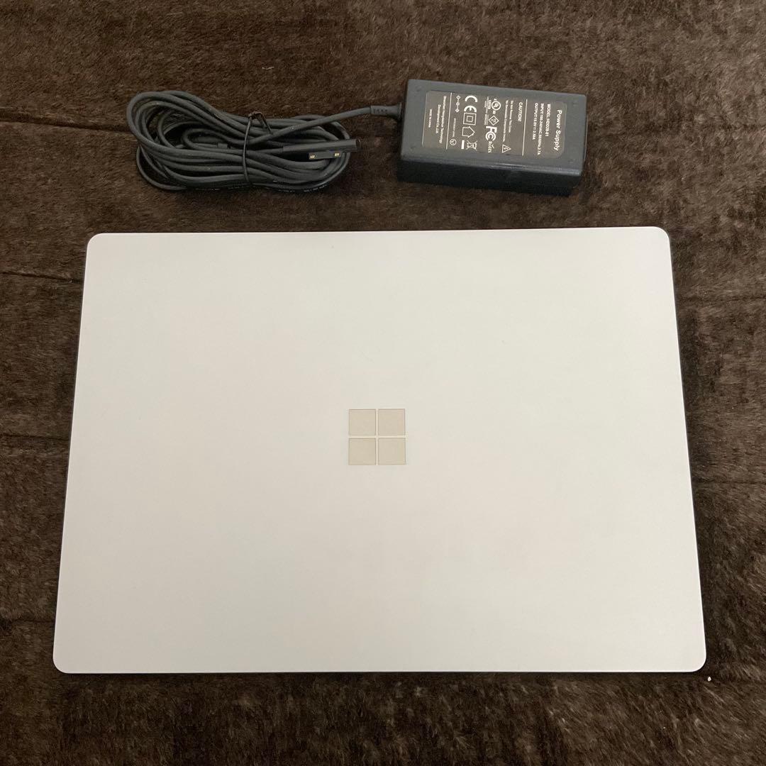 Microsoft Surface Laptop (第1世代)