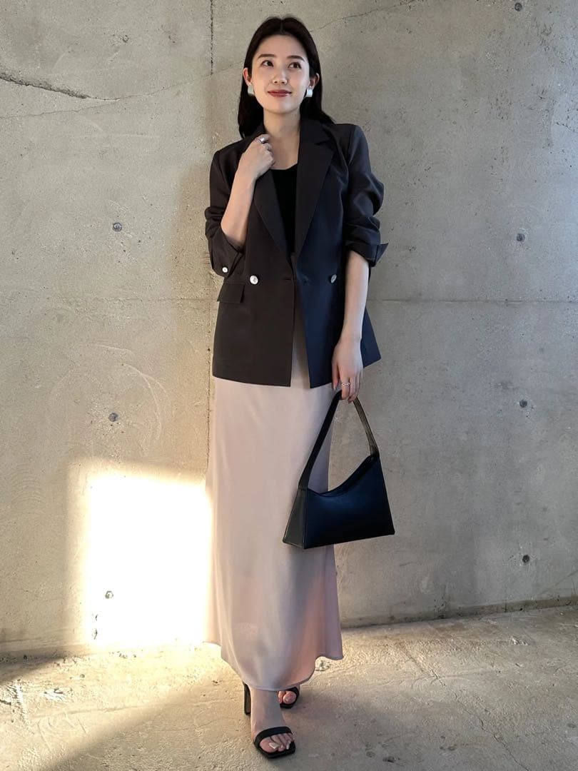 新品未使用アニュアンス サテンナロースカート M