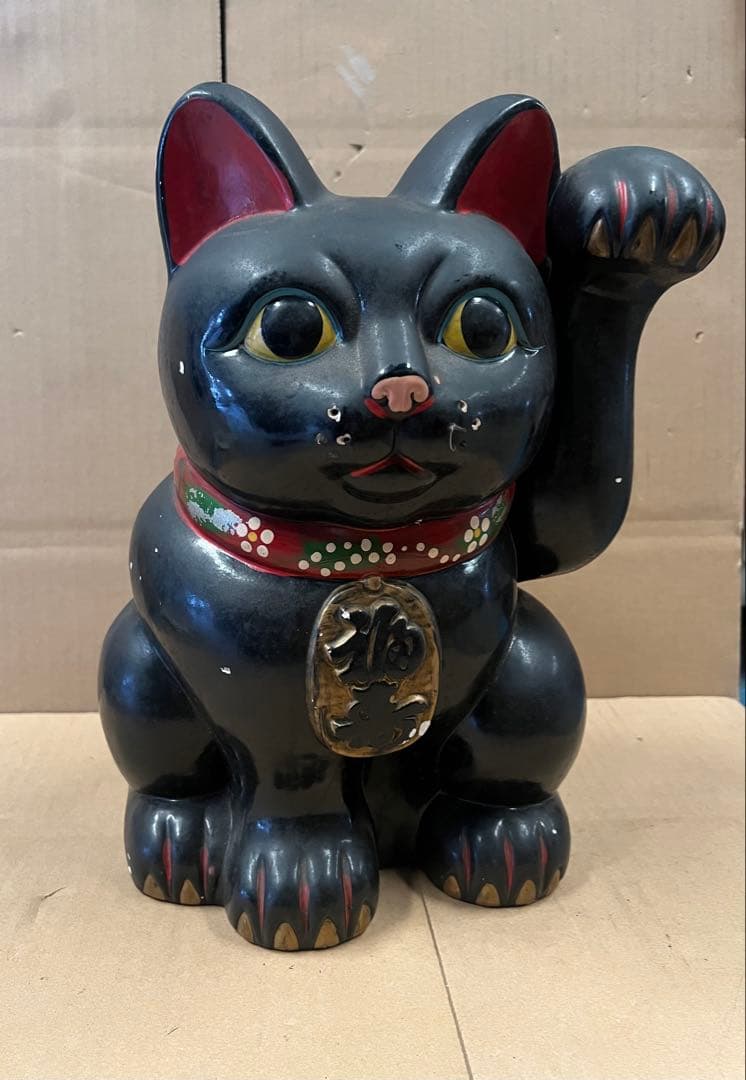 陶器製 縁起担ぎに 招き猫 幸運を呼ぶ置物　BIGサイズ　左手上げ
