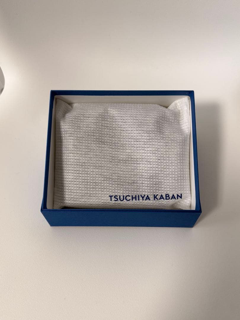 【土屋鞄】コードバン二折財布 ネイビー（小銭入れ 有）