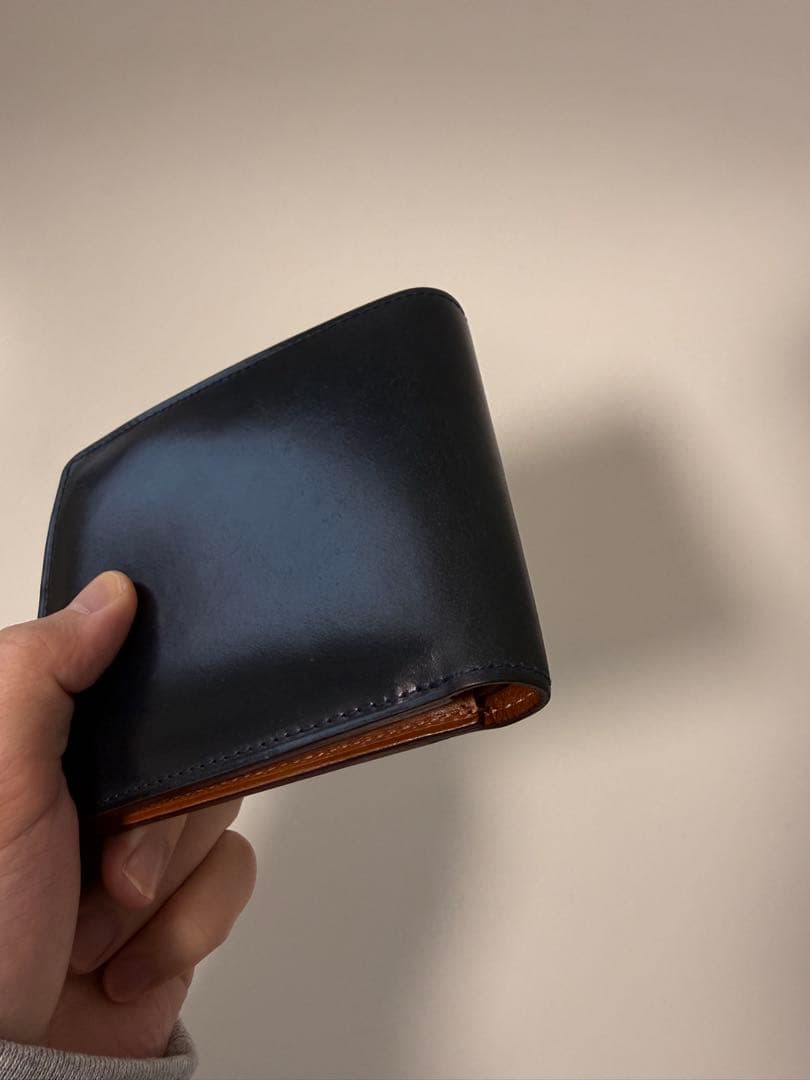 【土屋鞄】コードバン二折財布 ネイビー（小銭入れ 有）