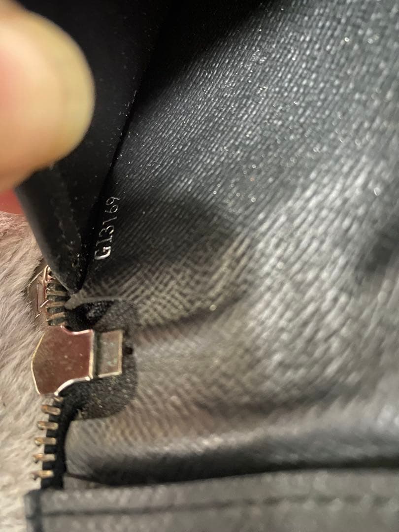 サ*ん様 Louis Vuitton ブラック長財布【さらに値下げしました】