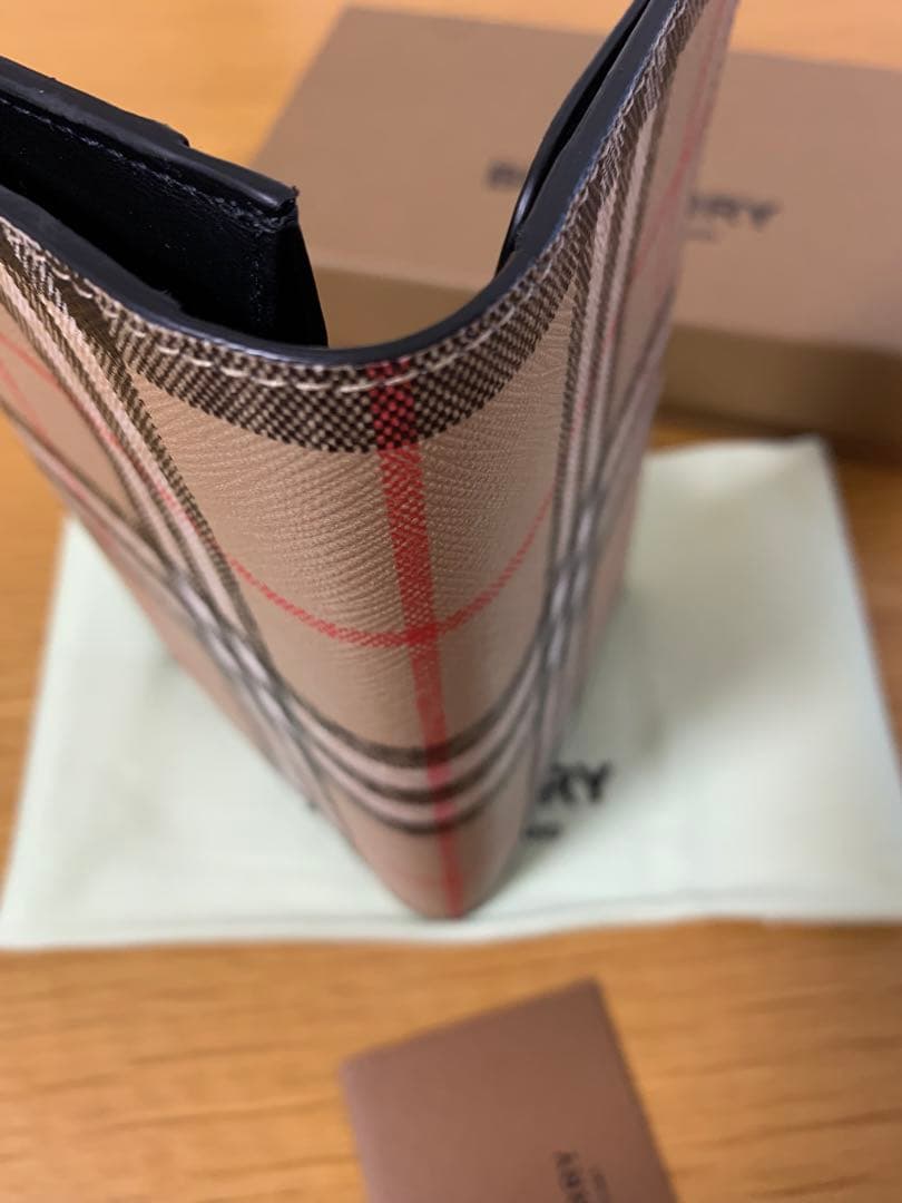 未使用　バーバリー財布