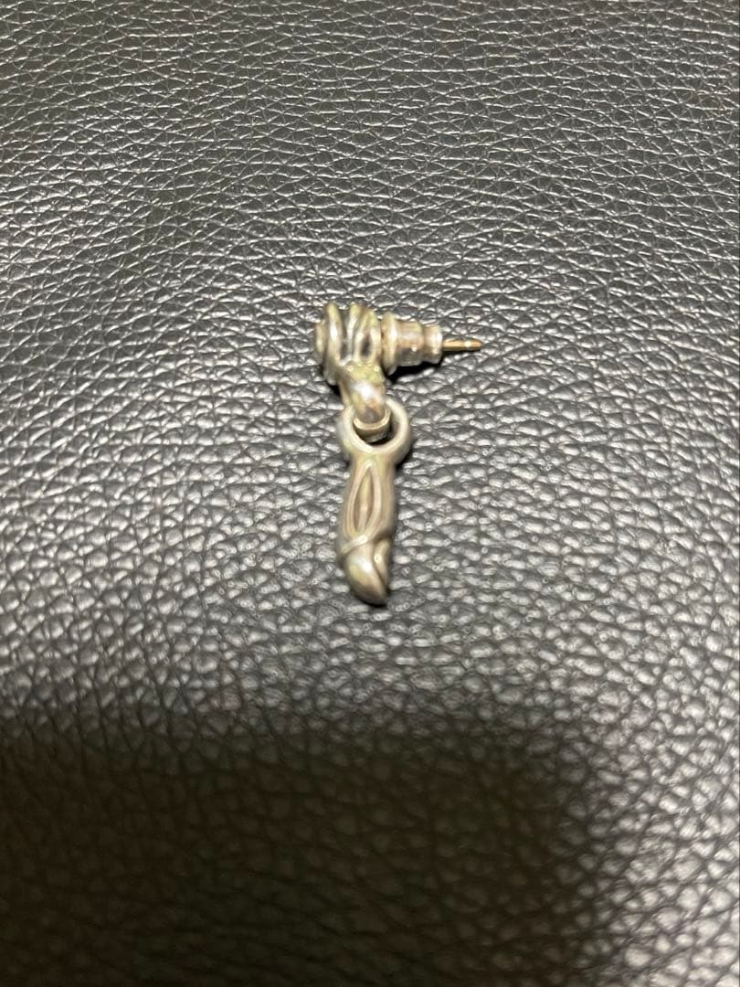 ロンワンズ　クレーンヘッドピアス