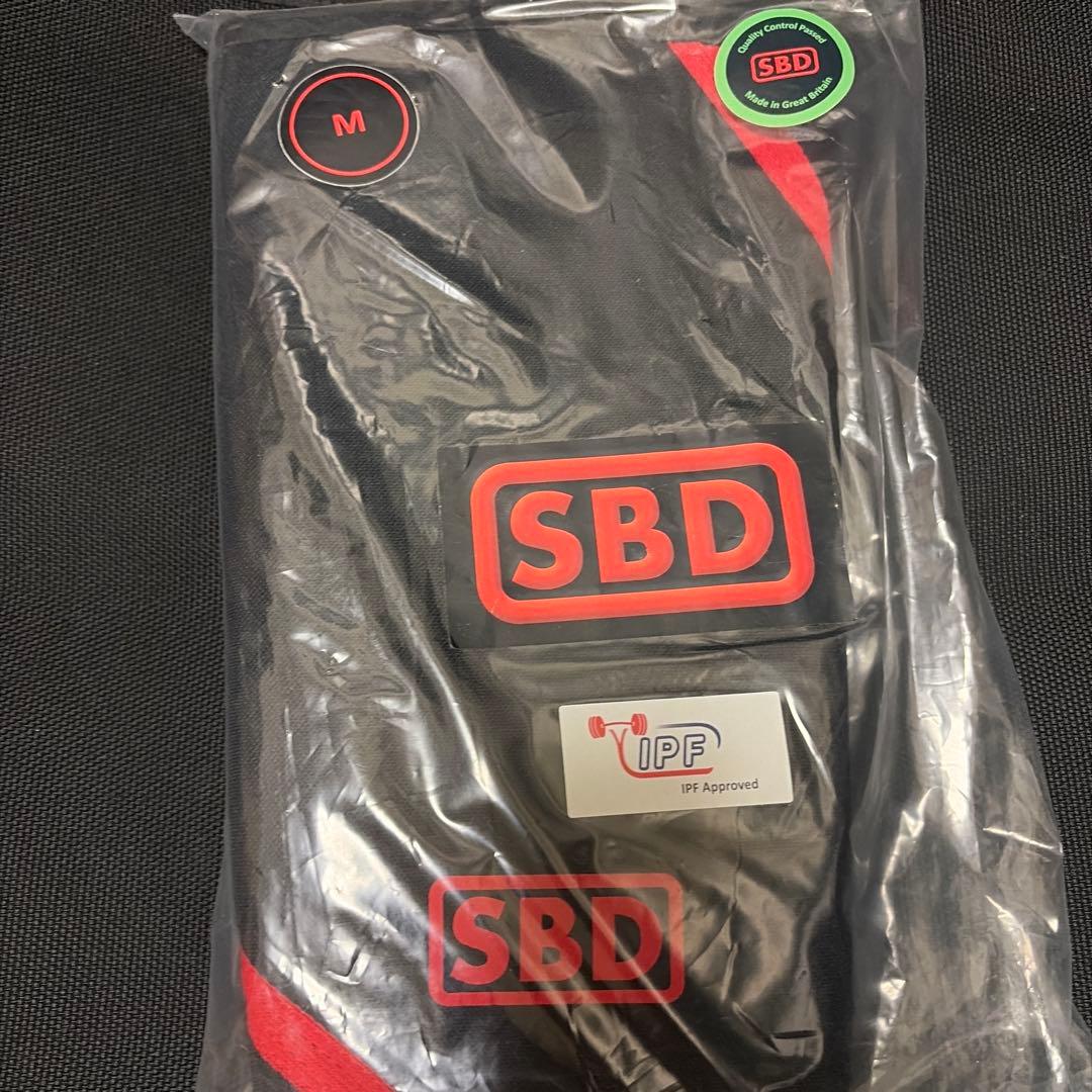 Mサイズ　SBD ニースリーブ　黒/赤