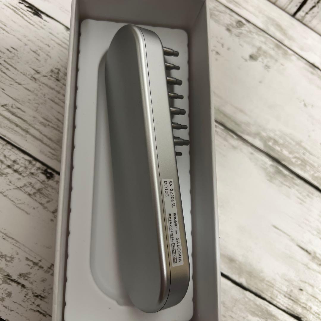 SALONIA EMT LIFT BRUSH シルバー　中古