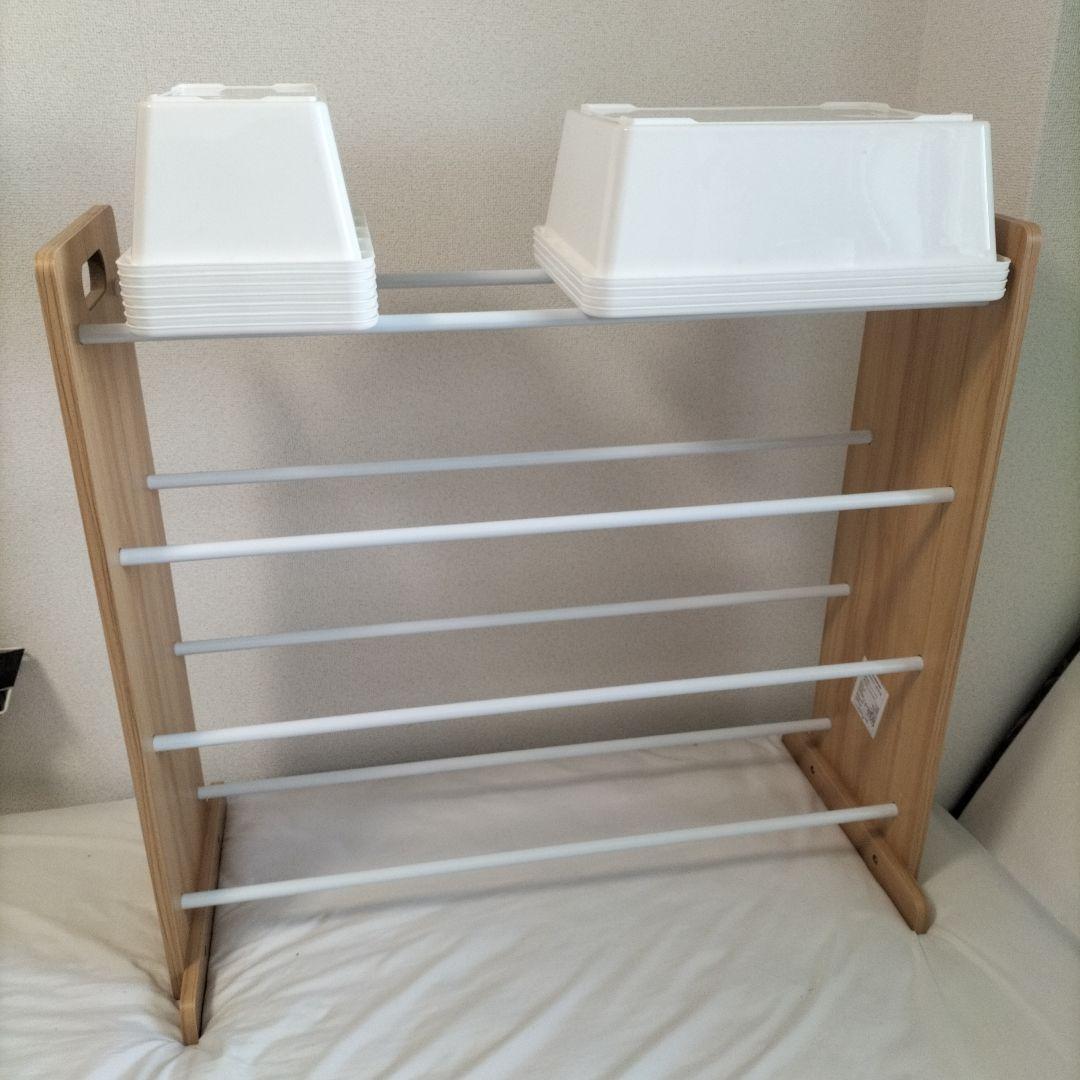 箱入れ替え可能　収納棚　12ケースタイプ　木目調