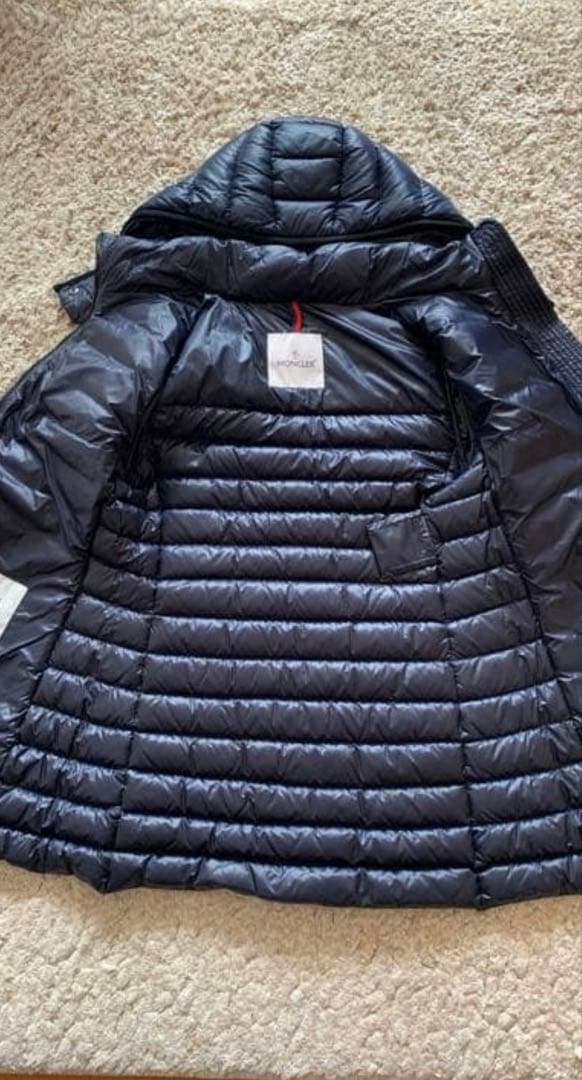 美品モンクレール MENTHEマント バーベル　ライトダウンS〜M