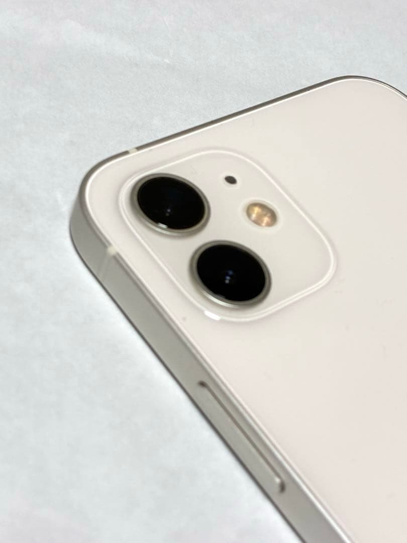 iPhone12 本体　ホワイト　128GB
