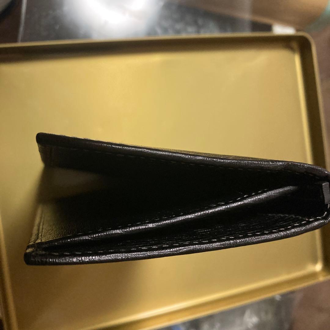 フェラガモメンズ長財布