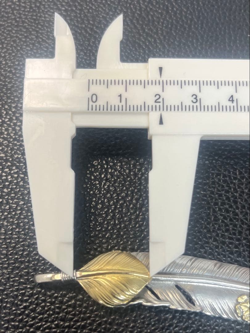 【こまぽぽ】goro's 上金ハート特大フェザーローズメタル付　右向き