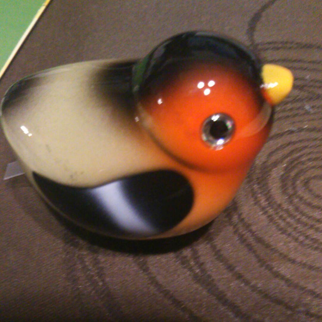 鳥の置物