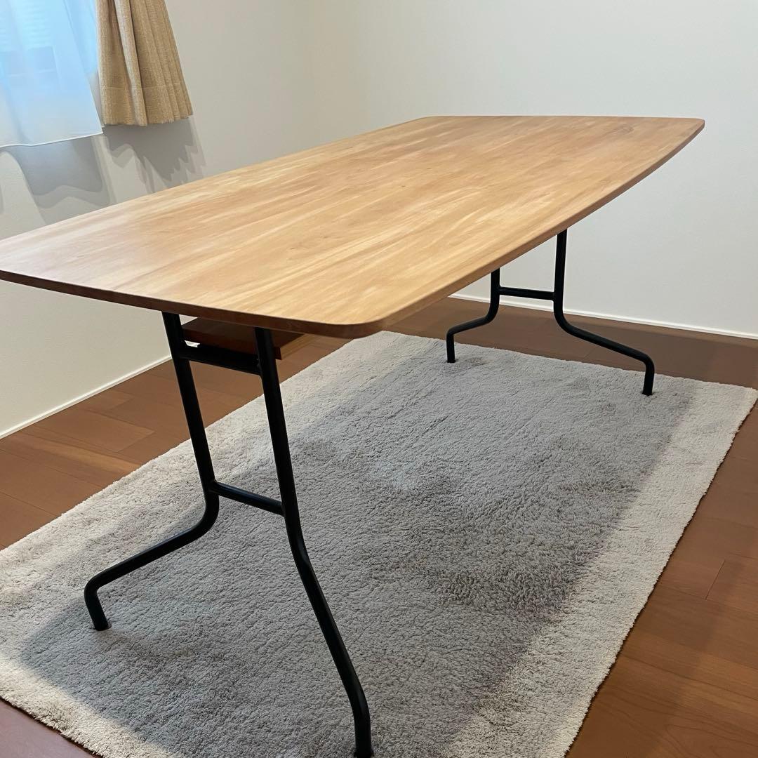 3月上旬まで！モモナチュラル　ダイニングテーブル