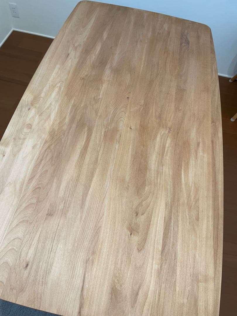 3月上旬まで！モモナチュラル　ダイニングテーブル