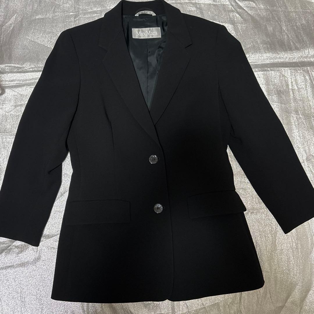 MaxMara ブラックビジネススーツ 上下セット