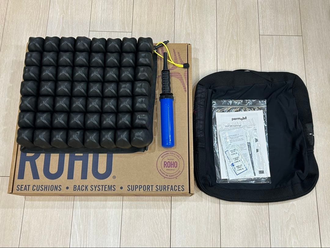 ロホ　ROHO 車椅子用クッション 1R78MPC 褥瘡【美品】