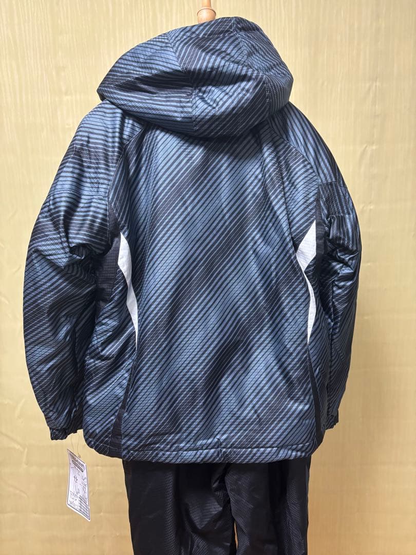 レセーダ　160cm スキーウェア 子供　新品未使用　キッズ　　RESEEDA