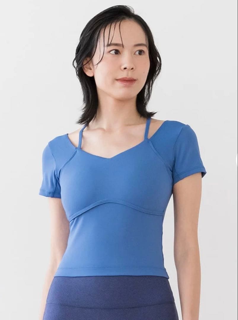 【新品未使用】【SUKALA】カップ付きオープンネックTee／Sサイズ／ブルー