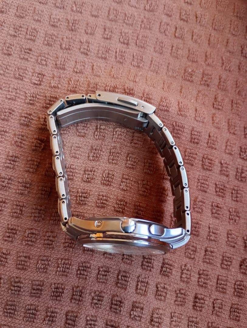 CITIZEN 電波ソーラー アテッサ　二次電池交換済