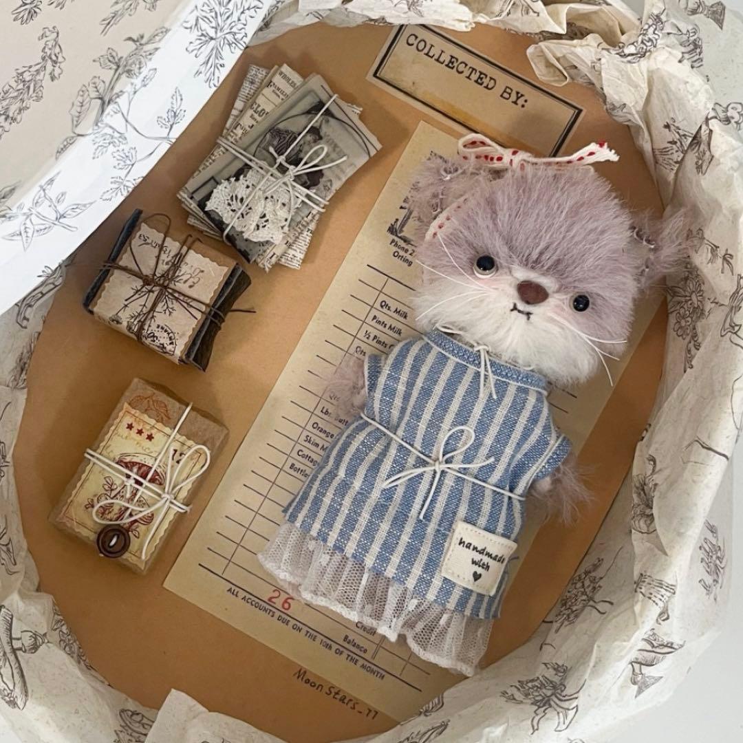 仔猫とミニチュア アーティストベア 海外作家様 ハンドメイド ぬいぐるみ 置物