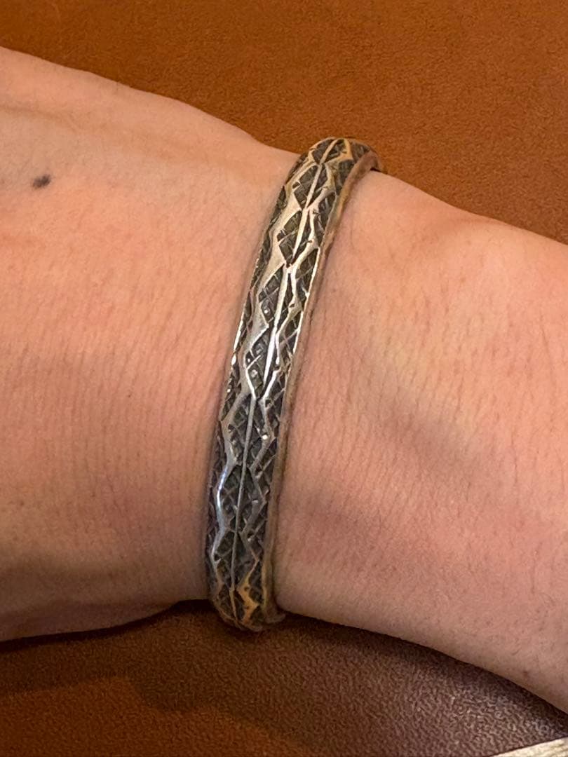 サンシャインリーブス バングル ブレスレット ナバホ族 インディアンジュエリー