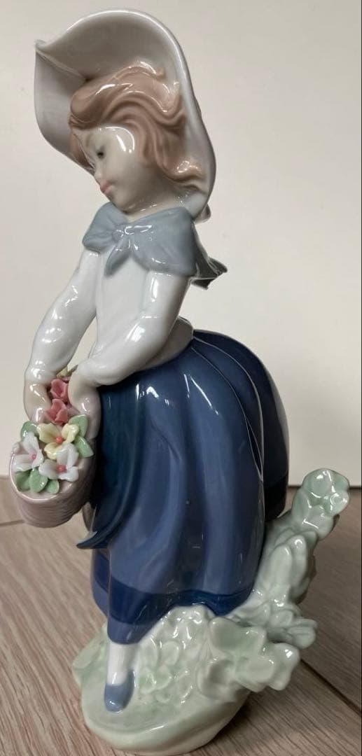⭐️美品⭐️リヤドロ人形　LLADRO きれいな花ばかり