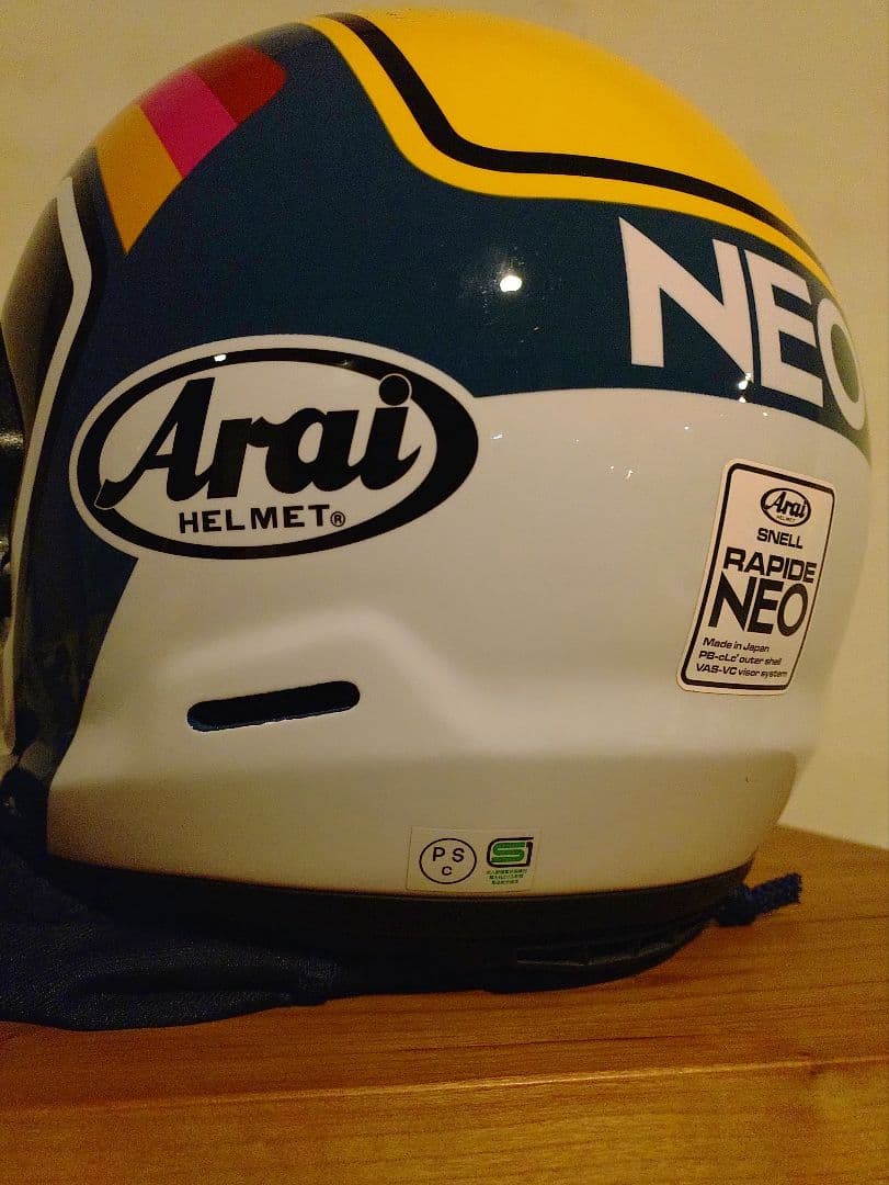 Arai Rapide-Neo フルフェイスヘルメット