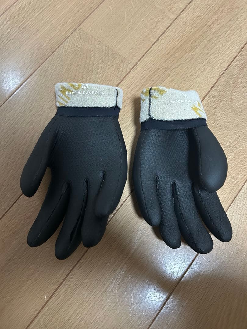 G*u様 【美品】mellow ウェットスーツ　セミドライ　ジャーフル　日本製